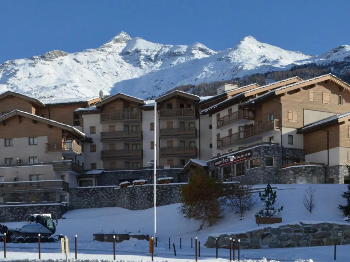 Appartement Pour 6 Au Pied Des Pistes Avec Parking, Balcon Et Wifi - Val Cenis - Fr-1-508-129 Lanslevillard